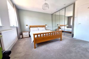 Bedroom - click for photo gallery